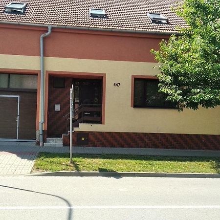 Ubytovani Dagmar Podivin Exterior foto